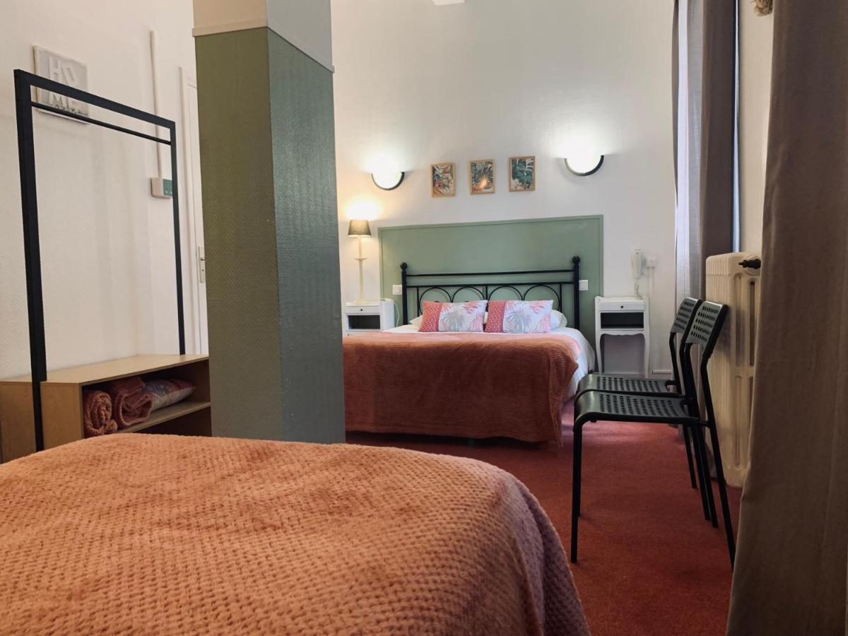 Trianon Tours